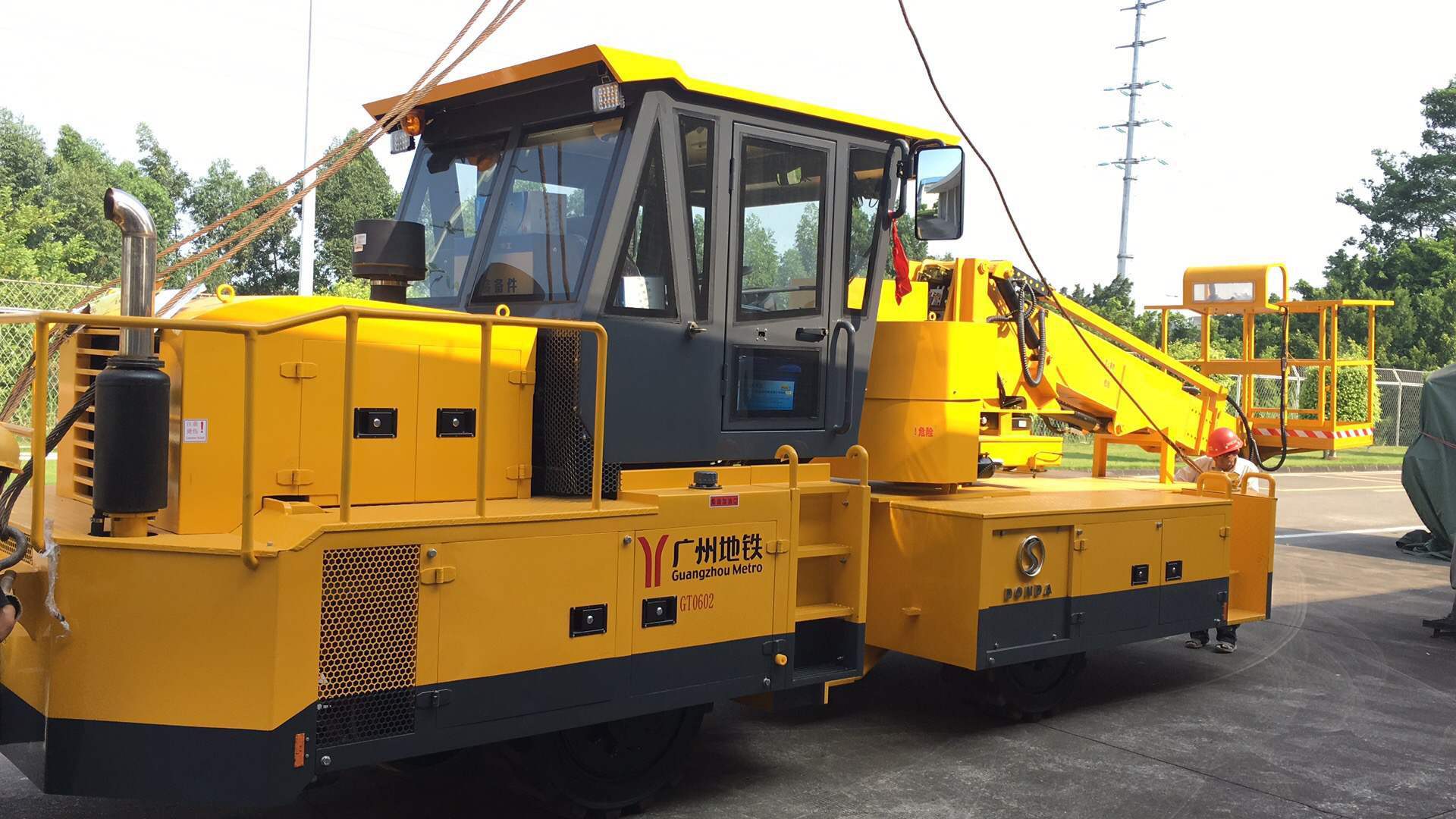 “大黃蜂”來啦